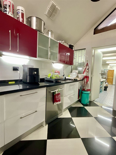 Casa En Venta Sin Comisión De 7 Dorm. En Las Condes