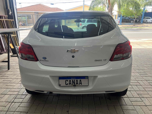 Chevrolet Onix 1.0 MPFI LT 8V FLEX 4P MANUAL