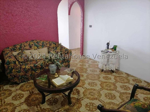 Apartamento En Alquiler En Colinas De Santa Monica (24-19566) / Hairol Gutierrez