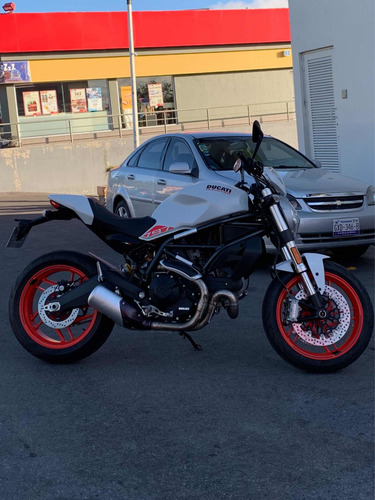 Imagen 3 de 8 de Ducati Monster