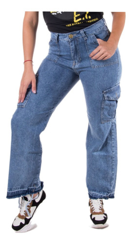 Jeans Rigido Wide Leg Cargo Rodeado Del 38 Al 52