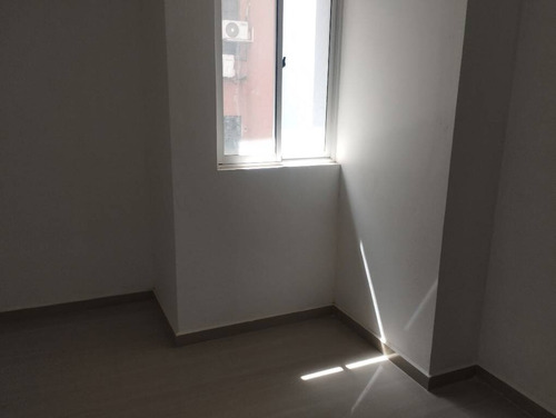 Imagen 13 de 14 de 164349 Carmen María González Vende Apartamento A Estrenar, Pozo Y 100% Planta En Las Chimeneas (0412-4359728)