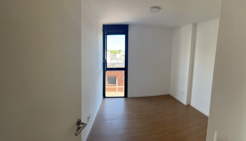 Imagen 18 de 23 de Vendor Apartamento A Pasos De Nuevocentro