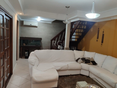 Casa Em Vila Nova Com 2 Dormitórios - Lu432381