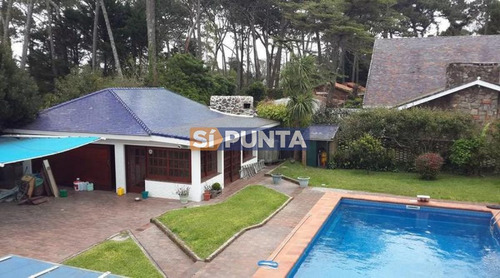 Imagen 2 de 12 de Casa En Venta