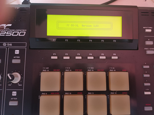 Sampler Secuencer Akai Mpc 2500 C/sist. Operativo Jjos 3.84 (Usado)