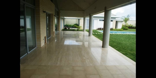 Imagen 5 de 14 de Se Vende Espectacular Casa Nueva Con Piscina En La Lagunita