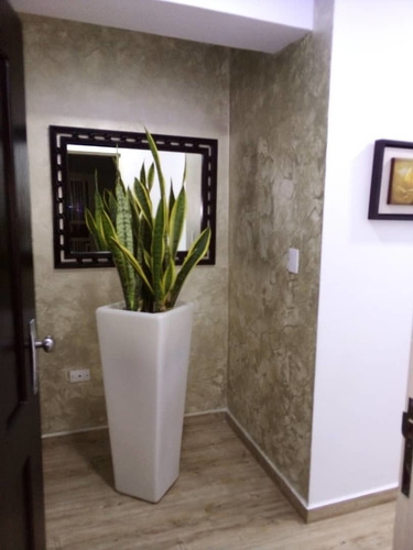 Imagen 3 de 15 de Hermoso Penthouse Trigaleña