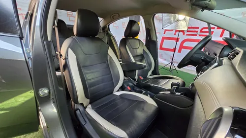 Nissan Versa Platinium 2020
