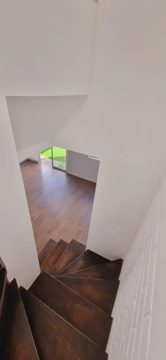 Imagen 1 de 22 de Vende Amplia Casa En Bernardo Leigthon Villa Alemana