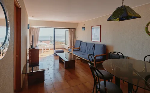 Departamento Con Hermosa Vista Al Mar En Centro De Algarrobo