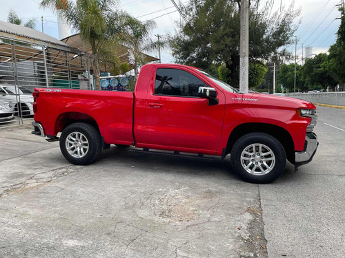 Imagen 10 de 15 de Chevrolet Cheyenne 2021 5.4 2500 Cab Reg Lt Z71 4x4 At