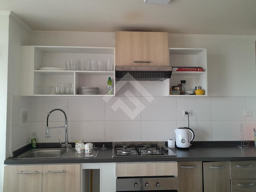 Depto. En Venta De 3d Y 2b, Vista A La Bahía En Viña Del Mar