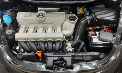 Volkswagen New Beetle 2.5 Sport