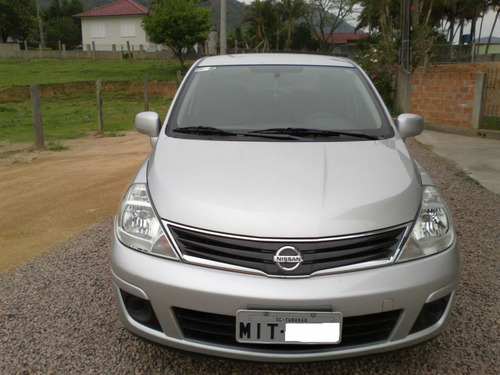 Nissan Tiida Sedan 1.8 Flex 4p 2012