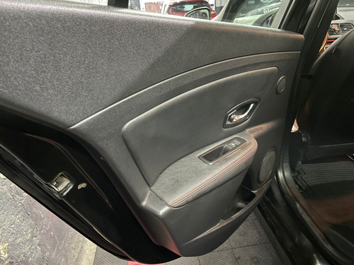 Imagen 13 de 16 de Renault Fluence Gt 2.0 Autosbellocchiolp