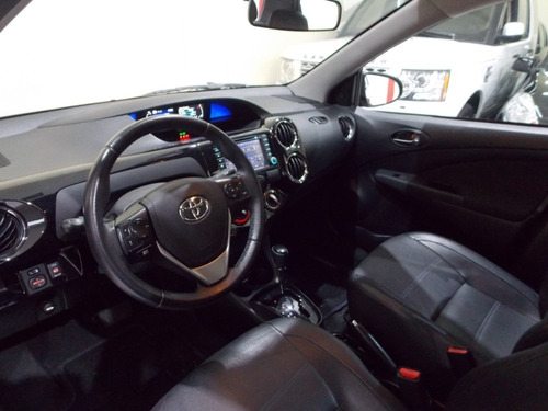 Toyota Etios Sedan 1.5 Platinum 2018 (top De Linha Baixo Km)