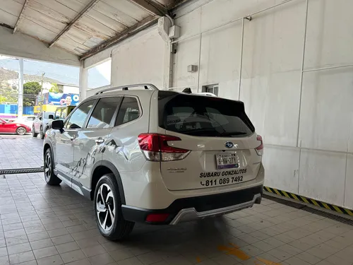 Subaru Forester 2.5 Touring Awd Cvt