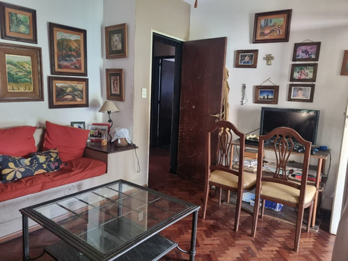 Casa En Venta En Yerba Buena Excelente Ubicación