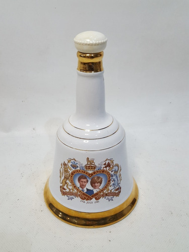 Botella Rey Carlos Y Lady Di Ceramica Año 1981 Cod 32961