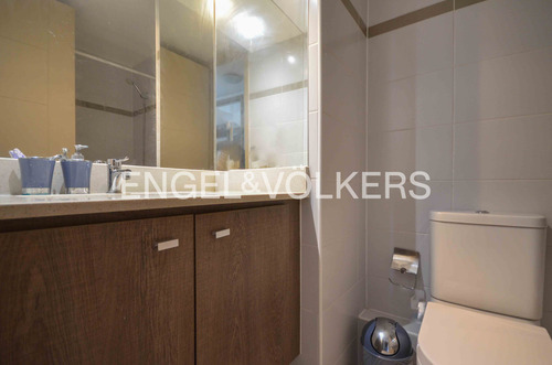 Departamento En Av, Cerro Paranal 83 M2 Totales