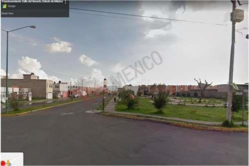Venta De Terreno Siete Mil Metros Cuadrados Con Uso De Suelo Mixto Ideal Para Desarrolladores E I...