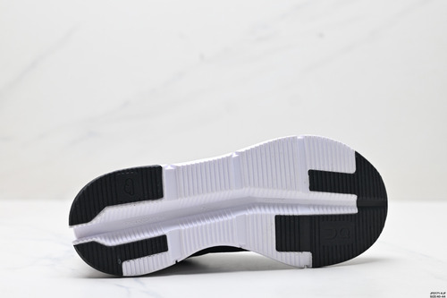 On Running Cloudrunner Cloud 5 Zapatillas Negras