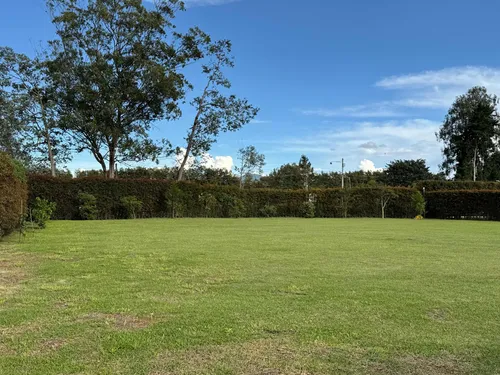 Lote En Venta En Parcelacion En Llanogrande A 5 Minutos De Jardines Y Carulla, Completamente Plano