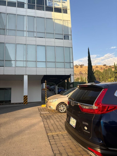 Renta De Oficinas, Consultorios Por Separado O Piso Completo En Alto Esmeralda