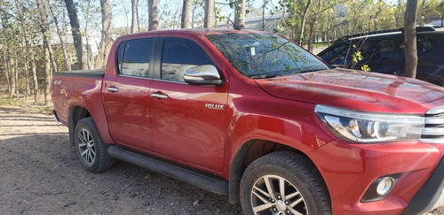 Toyota Hilux 2.8 Cd Srx 177cv 4x4 At 2017