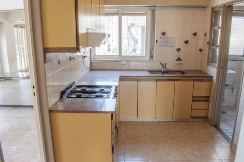 Venta Piso 4 Ambientes Dependencia Cochera Baulera Vicente Lopez