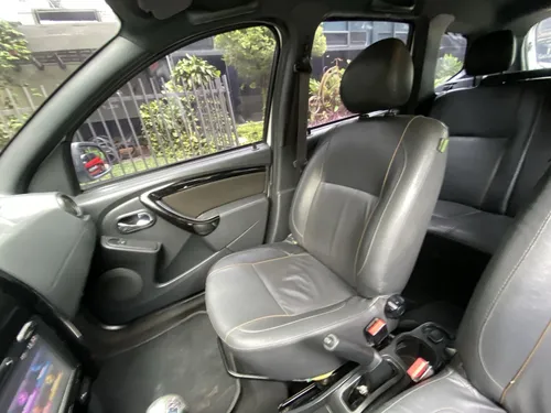 Renault Duster 2.0 Dynamique Intens 4x4 Mt