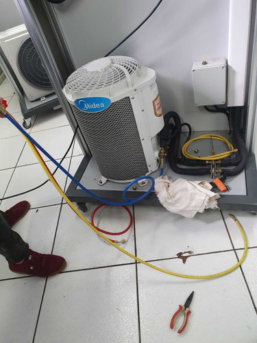 Imagem 4 de 5 de Instalação E Manutenção De Ar Condicionado