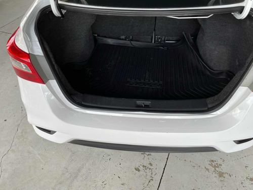 Imagen 15 de 15 de Nissan Sentra Sv Americana