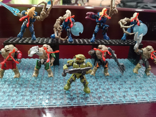 Mega Construx Bloks Floods Y Master Chief (Usado)
