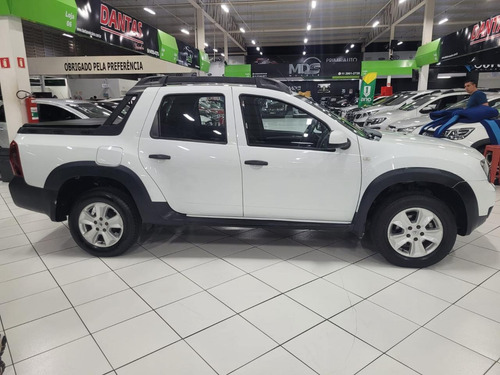 Renault Duster Oroch 1.6 16v Express Sce 4p