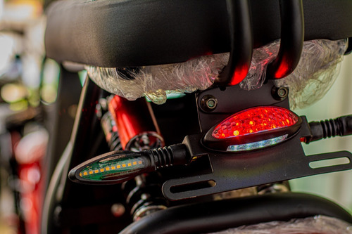 Imagem 11 de 13 de Scooter Eletrica 1500 Gloov