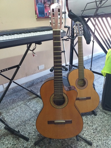 Guitarra Criolla Clasica Gracia M6-eq (con Corte)
