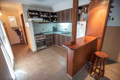 Imagen 5 de 26 de Casa En Venta Con Dpto Interno A Del Valle Y Risso