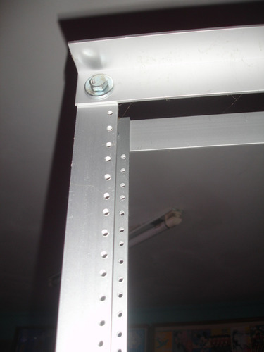 Imagen 10 de 10 de Rack De Piso Abierto De Aluminio De 2.10mts