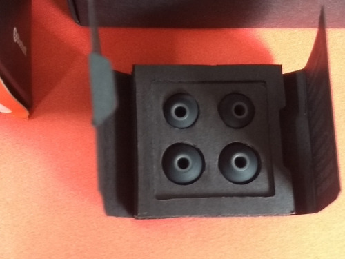 Fones De Ouvido Wireless Playtronics Back Beat Go Na Caixa