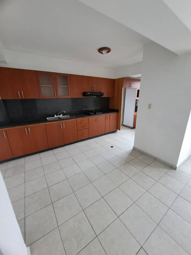 Apartamento En Venta En Resd Gran Parque Ii Valles De Camoruco