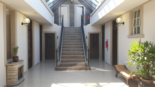 Excelente Inmueble De 1100 M2 Cubiertos En Barracas