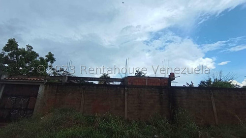 Ab Trae Para Ti Casa En Obra Gris Con Amplio Terreno Y Gran Potencial Para Construir Locales Comerciales , El Conjunto Cuenta Con Pozo Profundo, Cercado Totalmente