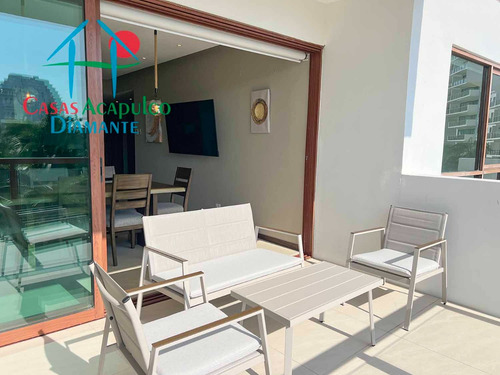 Cad La Isla Fiji Y4. Terraza Con Vista A Las Áreas Comunes