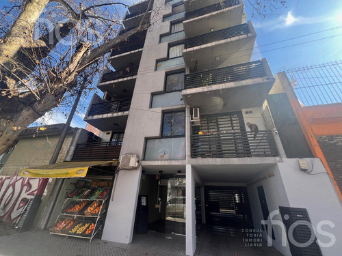 Venta Departamento De Un Dormitorio Con Balcon En Lourdes - Cochera Opcional