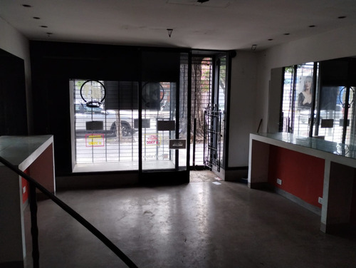 Imagen 6 de 11 de Excelente Local A La Calle En Importante Ubicación De Mataderos !!