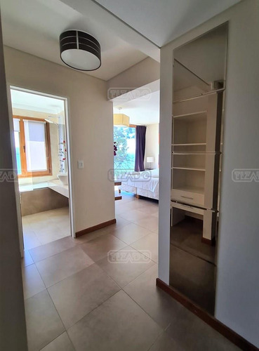Departamento Duplex En Venta Ubicado En Centro De Bariloche, Bariloche