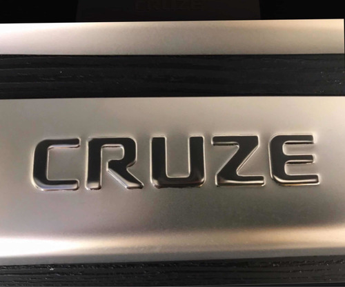 Platinas De Puerta Piso Chevrolet Cruze Acero