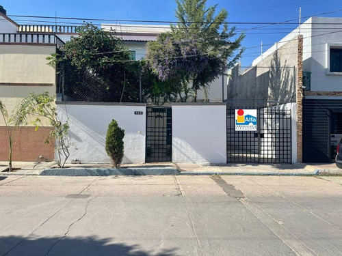 Casa Sola En Venta En Jardines De San Antonio, Irapuato, Guanajuato